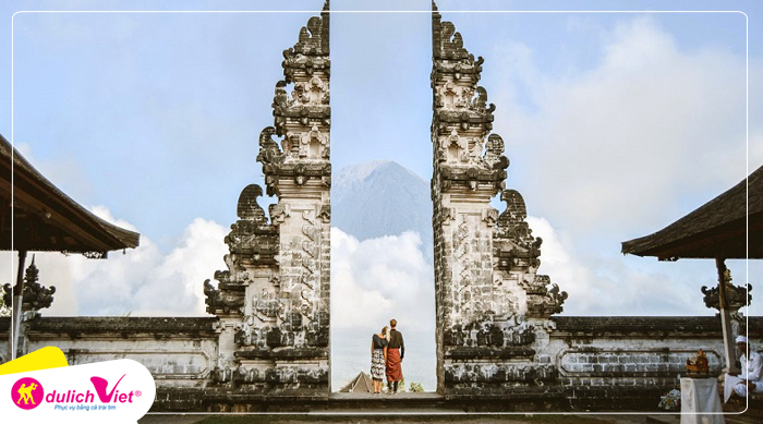 du-lich-indonesia-cong-troi-Handara-%20Gate-du-lich-viet