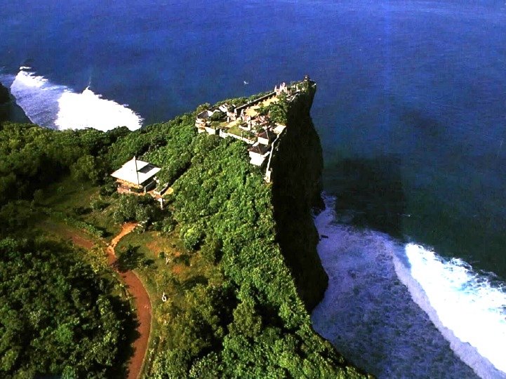 Hoàng hôn tại đền Uluwatu