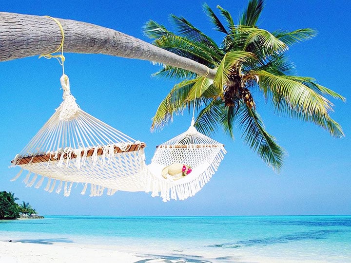 Toàn cảnh đảo Phú Quốc nhìn từ trên cao với những bãi biển xanh ngắt