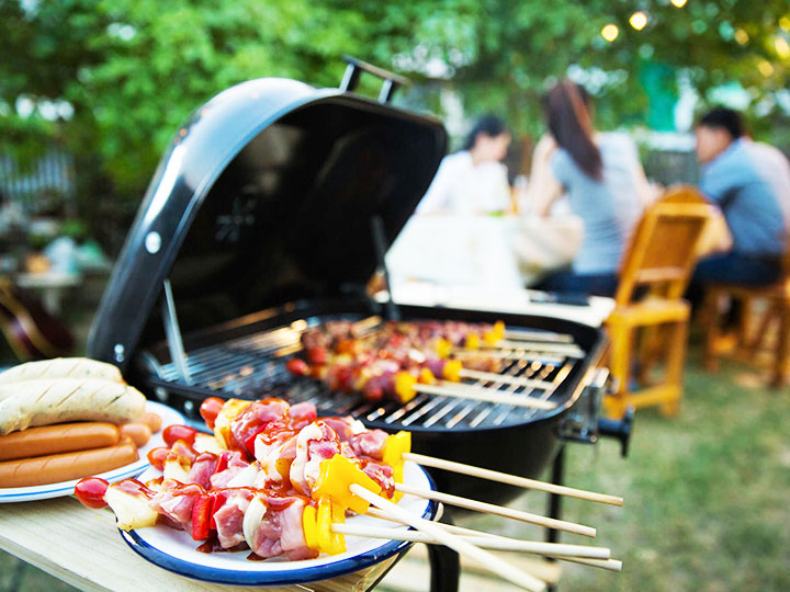 Tiệc nướng BBQ hải sản trên bãi biển Phú Quốc