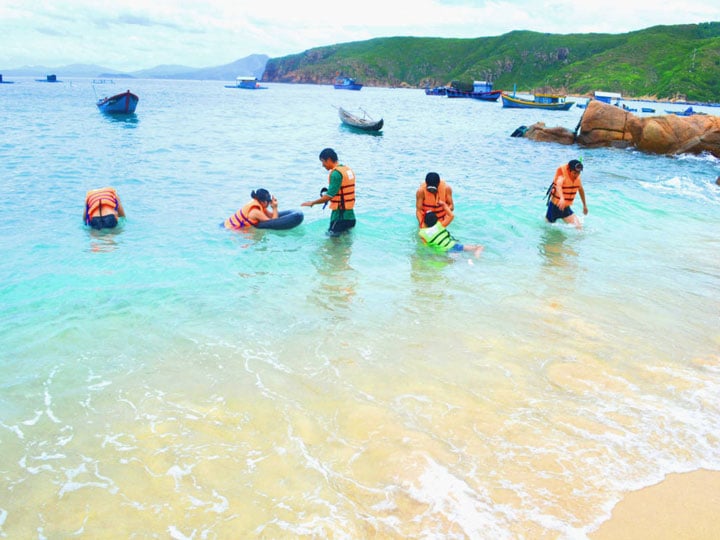 Tour Free and Easy Quy Nhơn - Khách sạn Hoàng Yến 3* từ Hà Nội