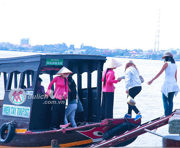 Du Lịch Miền Tây dịp lễ 30-4 và 1-5 giá tốt từ Sài Gòn (2015)