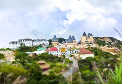 Du lịch Miền Trung - Bà Nà - Hội An - Huế từ Sài Gòn (T2-2015)
