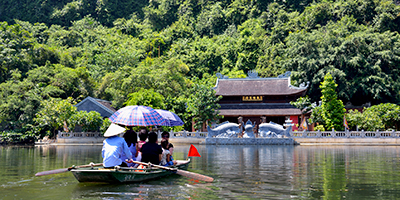 Du Lịch Miền Bắc - Sài Gòn - Sapa - Đường Cao Tốc (T2/2015)