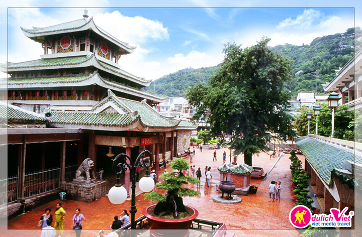 mieu-ba-chua-xu_thue-xe-du-lich-29-cho-du-lich-viet