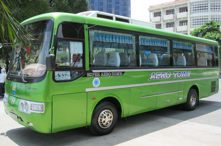 thue-xe-du-lich-hyundai-35-cho-gia-re_du-lich-viet_1