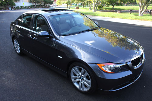 cho-thue-xe-bmw-325i-02_01