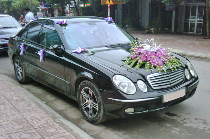 cho-thue-xe-mercedes-s500-4-cho-gia-re_du-lich-viet