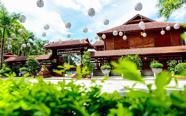 Khách sạn Him Lam Điện Biên