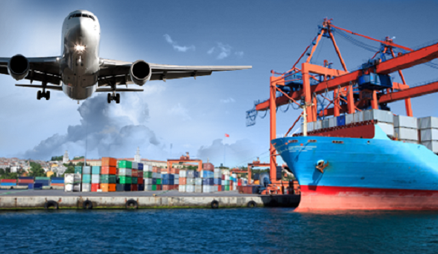 Bạn có thể di chuyển đến Czech bằng nhiều phương tiện như máy bay, đường bộ