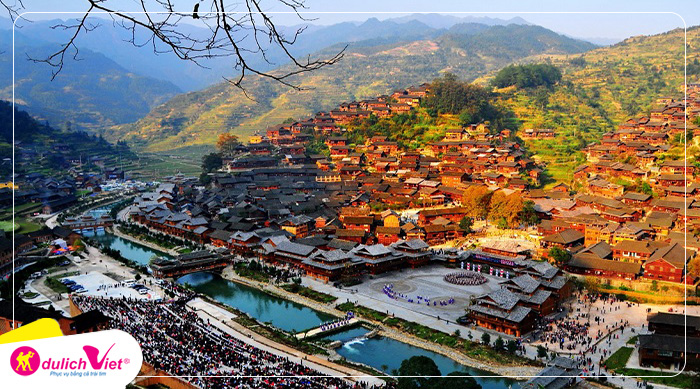 lang-co-thien-ho-mieu-trai-du-lich-viet