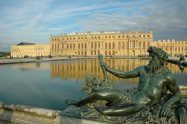 Lâu đài Versailles - biểu tượng của sự giàu có và quyền lực