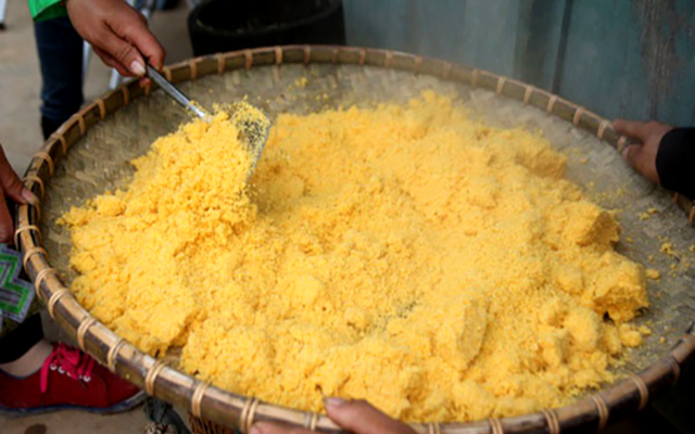 Thưởng thức mèn mén đặc sản Hà Giang