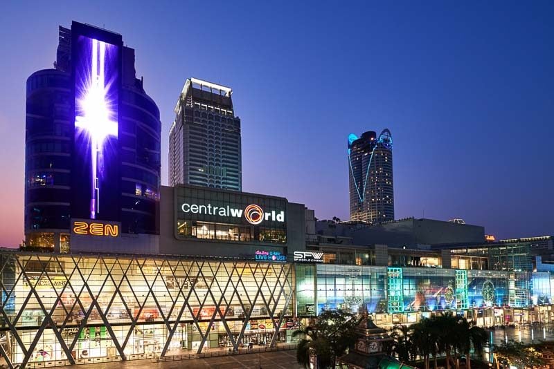 Central World – thiên đường hàng hiệu khi mua sắm tại Thái Lan