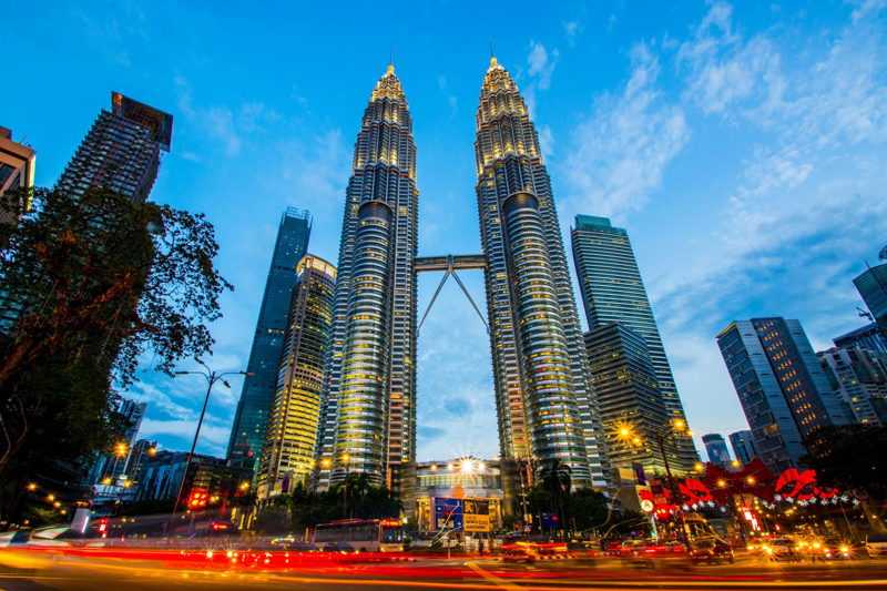 Tháp đôi Petronas - Biểu tượng của Malaysia