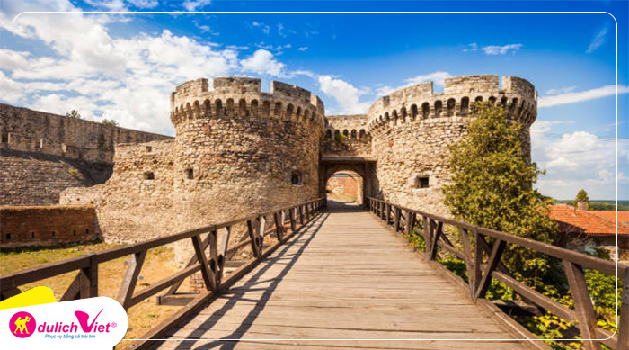 phao-dai-kalemegdan-du-lich-viet