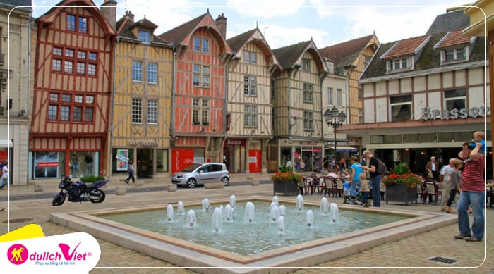 pho-co-troyes-du-lich-viet(2)
