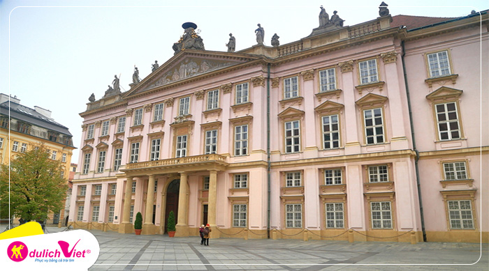 primates-palace-du-lichviet