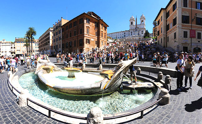 Quảng trường Tây Ban Nha (Piazza di Spagna)