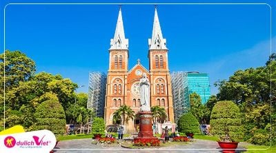 tham-quan-nha-tho-duc-ba-sai-gon-du-lich-viet