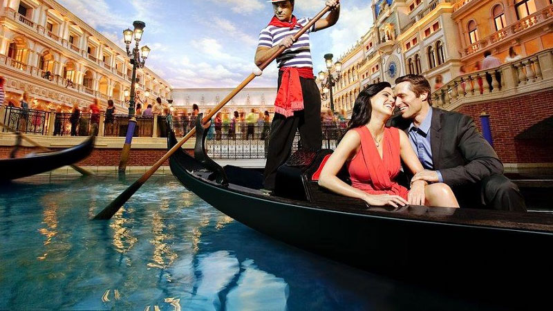 Thành phố nổi Venice thơ mộng với những con kênh đào