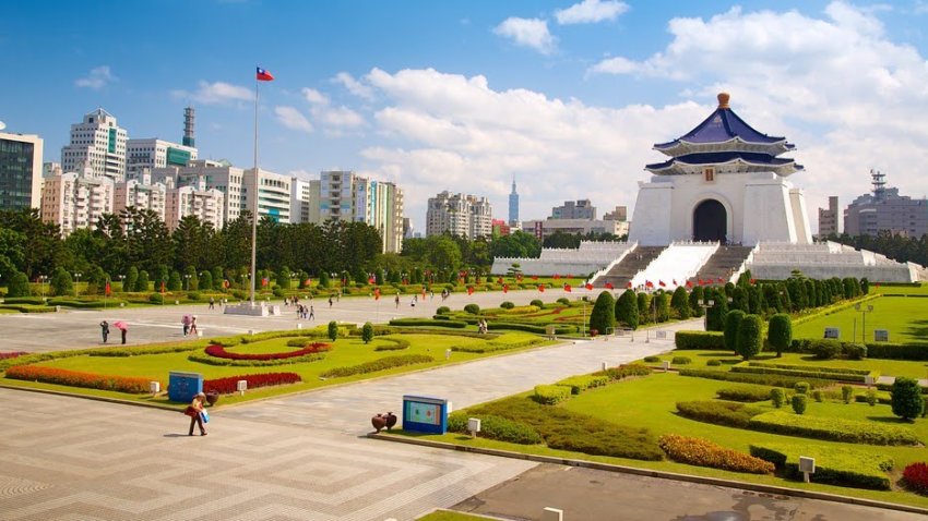 Đài tưởng niệm Trung Chính - Địa điểm du lịch Đài Loan ý nghĩa
