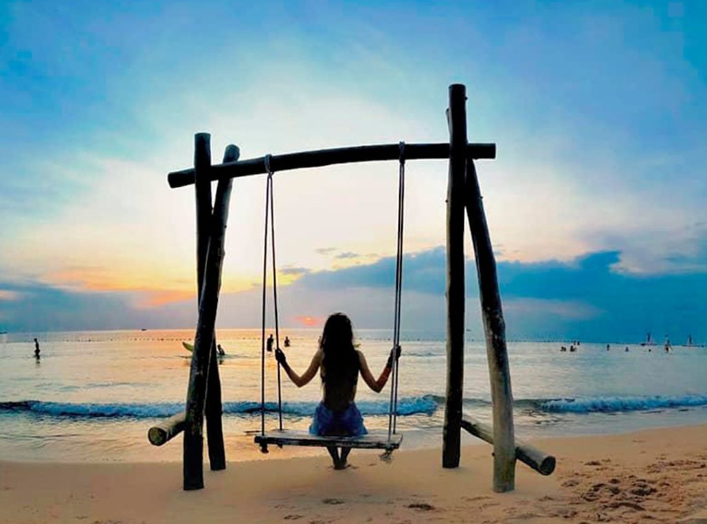 Khung cảnh hoàng hôn trên đảo Phú Quốc