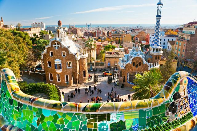 Barcelona - điểm đến hấp dẫn cho du khách mùa hè