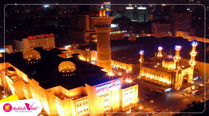 urumqi-tan-cuong-du-lich-viet